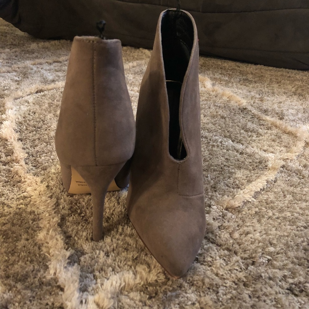 Brand new ankle boot heels.